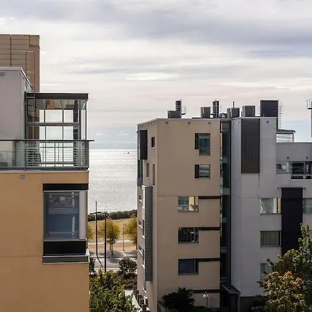 شقة Spacious With Four Terrace, Sauna, Sea View