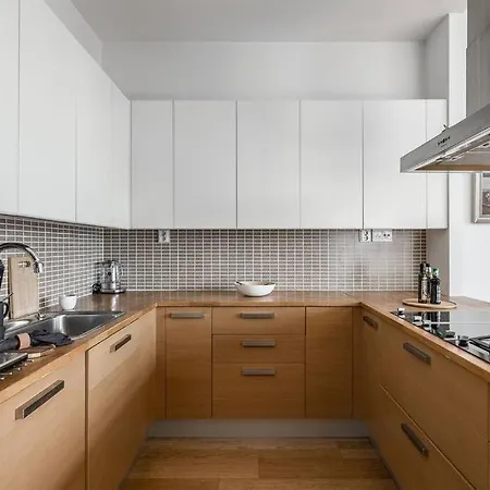 شقة Spacious With Four Terrace, Sauna, Sea View *
