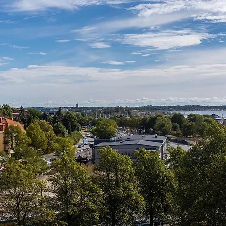 شقة Spacious With Four Terrace, Sauna, Sea View